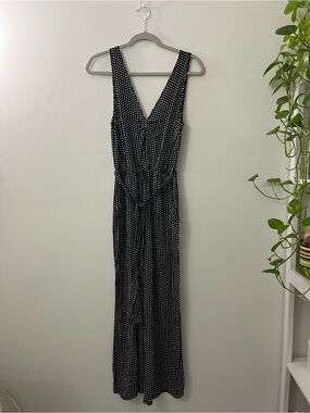 Sleeveless Black Polka Dot V-Neck Jumpsuit with Tie Waist